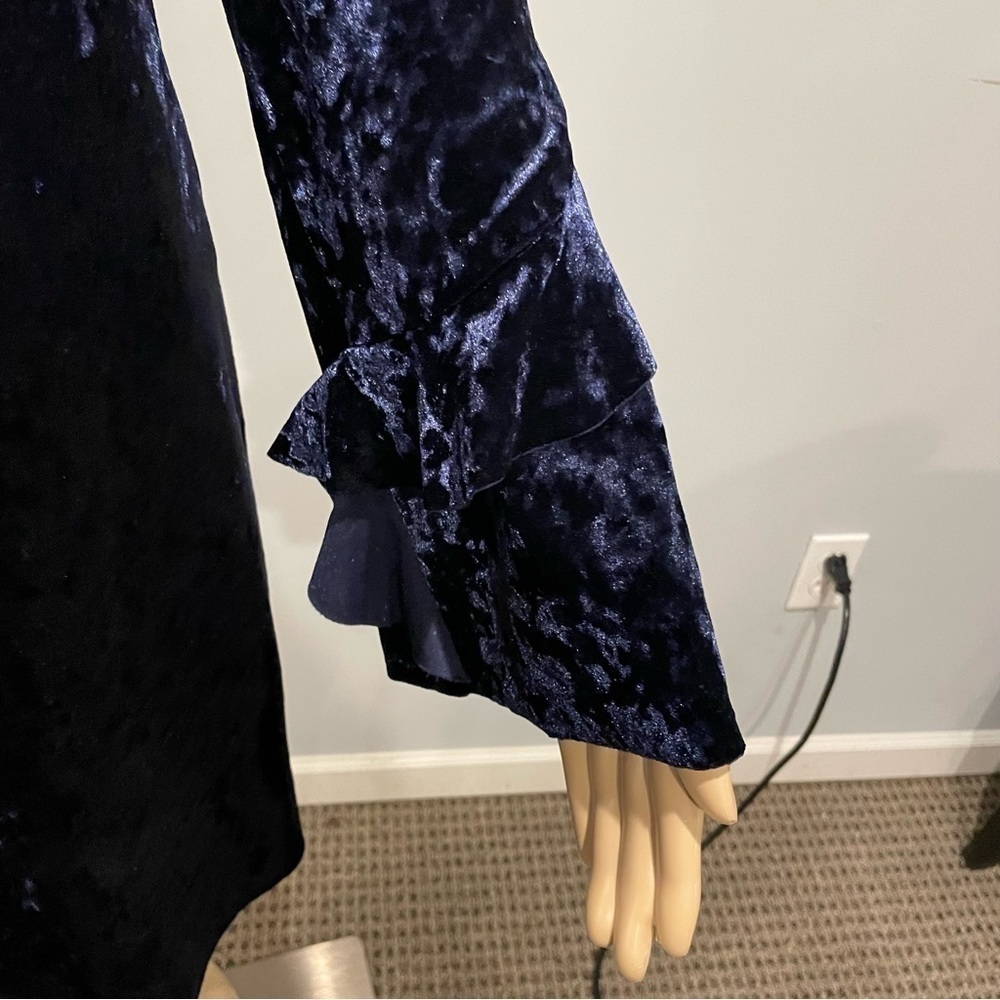 Mika and Gali NWT party dress M midnight sapphire blue velvet - Picture 11 of 12
